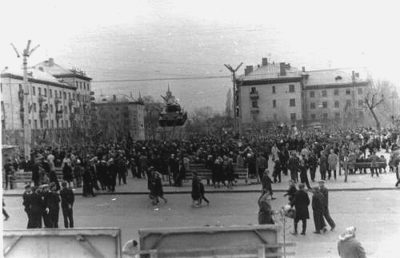 Відкриття постаменту з танком у Житомирі 1965 3 23517902 847811272064192 830625446173777211 n