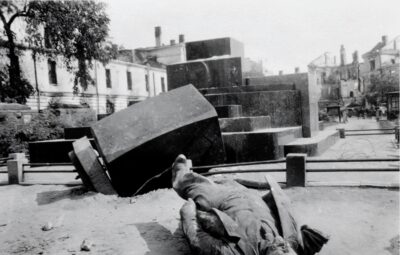 пам'ятник леніну