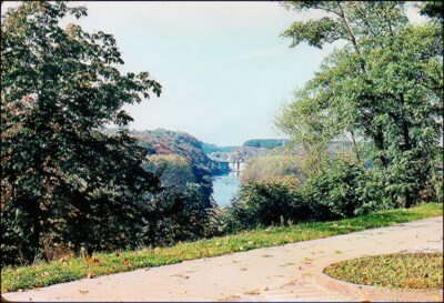 Гагарін
