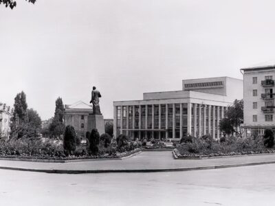 площа Соборна 1 площа Соборна