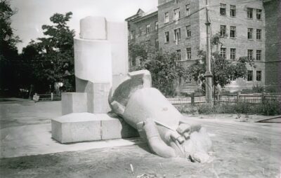 Пам'ятник Щорсу